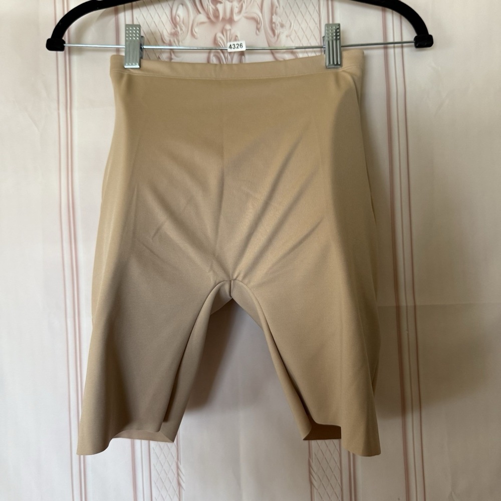 SKIMS Nude/Tan High-Waist Seamless Shaping Shorts